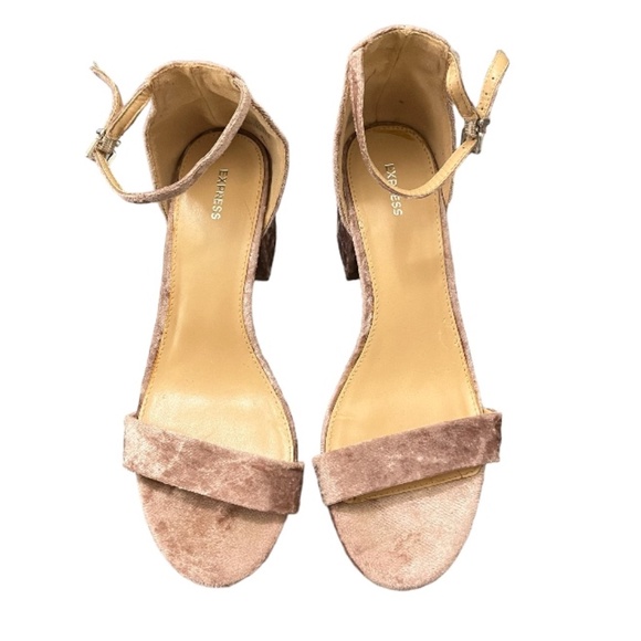 Express Crushed velvet ankle strap heels size 9 - Picture 3 of 10
